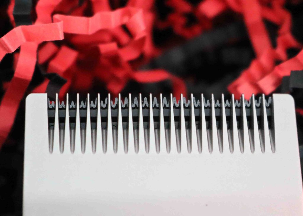 UCST-Kyone - Ultima Stagger Tooth PRO Clipper(gallery image 7)